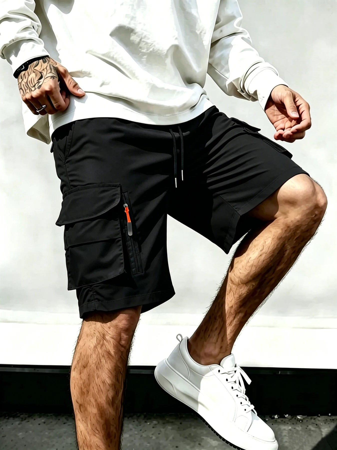 Men's Tech Cargo Shorts Multi-Pocket Design Drawstring Waist Quick-Dry Fabric